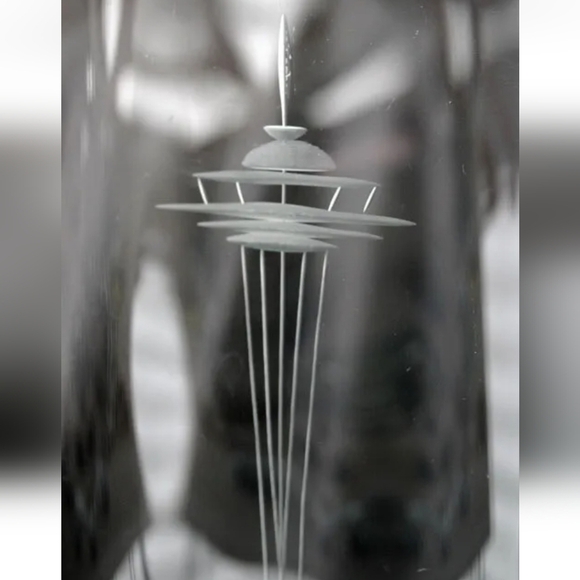 1962 SEATTLE WORLDS FAIR Space Needle Kokesh Engraved Glass Dish/Tray - Picture 2 of 5